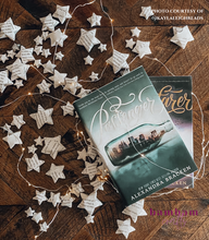 Load image into Gallery viewer, Book Page Paper Stars